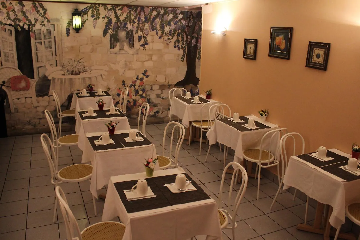 New Le Voltaire 4*